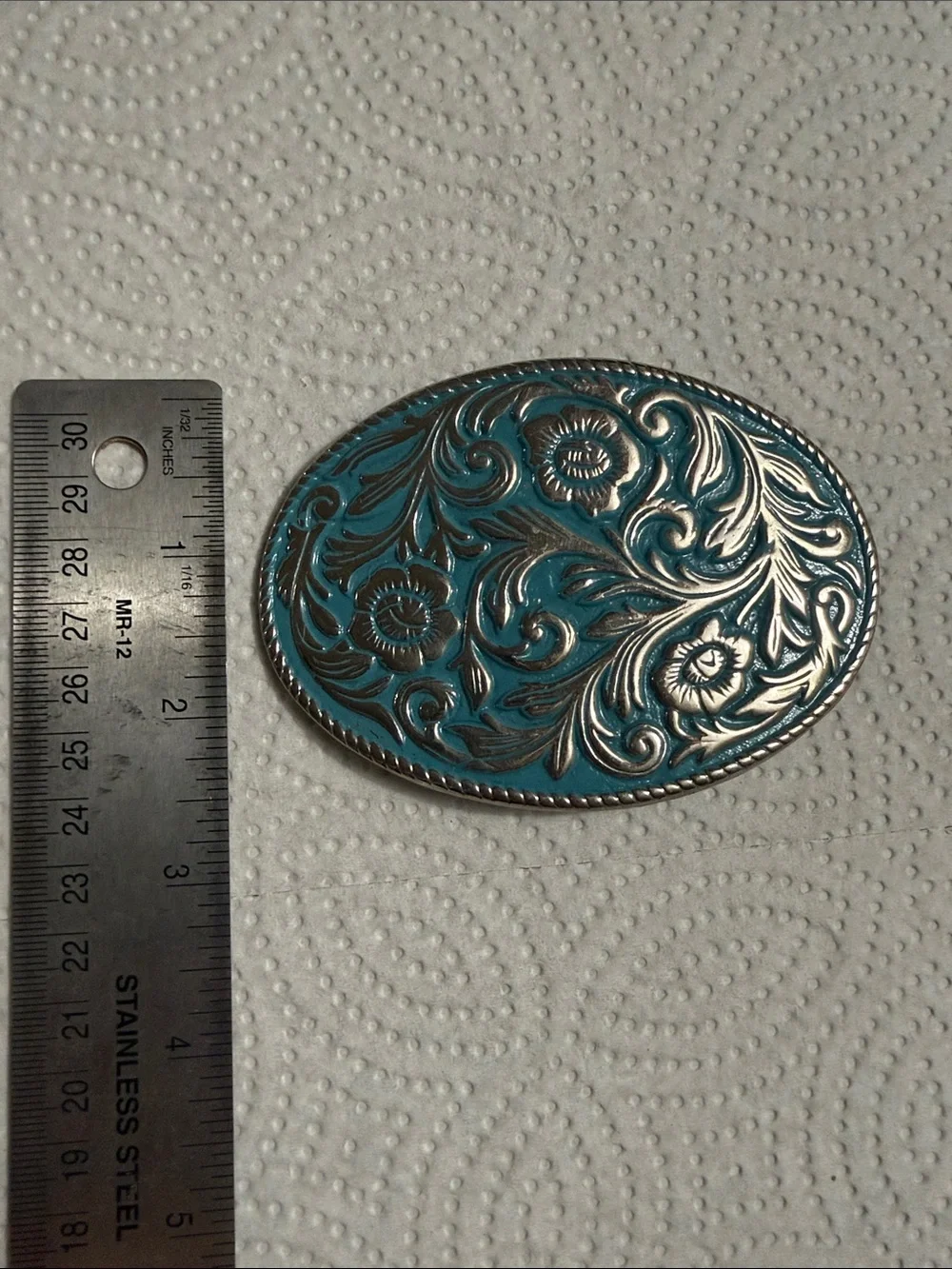 Belt buckle witDecorative Turquoise Floral Oval Accent - Turquoise Silver Finish